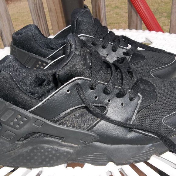 Nike Air Huarache Shoes Size 7Y Worn 4 times Great Clean Like New Condition - Picture 5 of 10